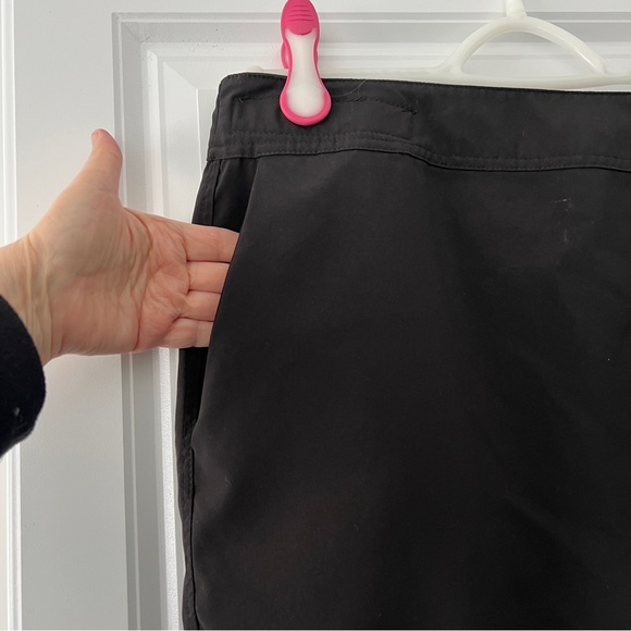 Ripskirt Hawaii Black Wrap Skirt with Pockets Size Medium - Picture 2 of 5